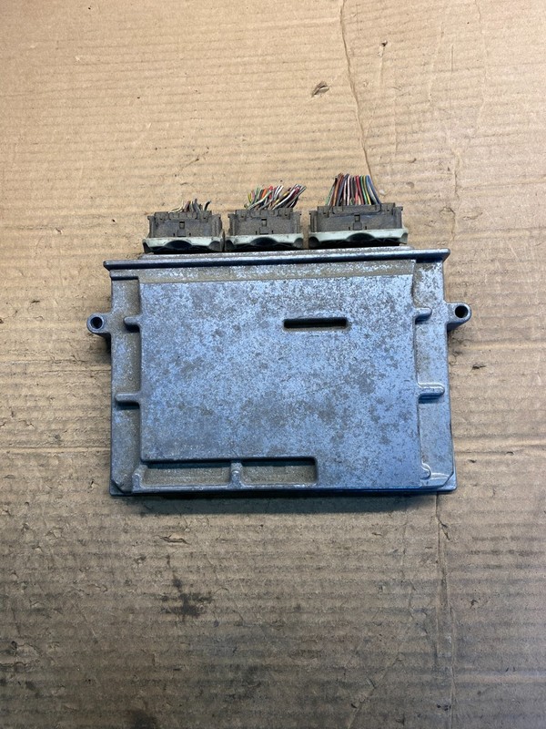 2009 Ford Crown Victoria Engine Control Unit ECU Computer Module AA7243 DG