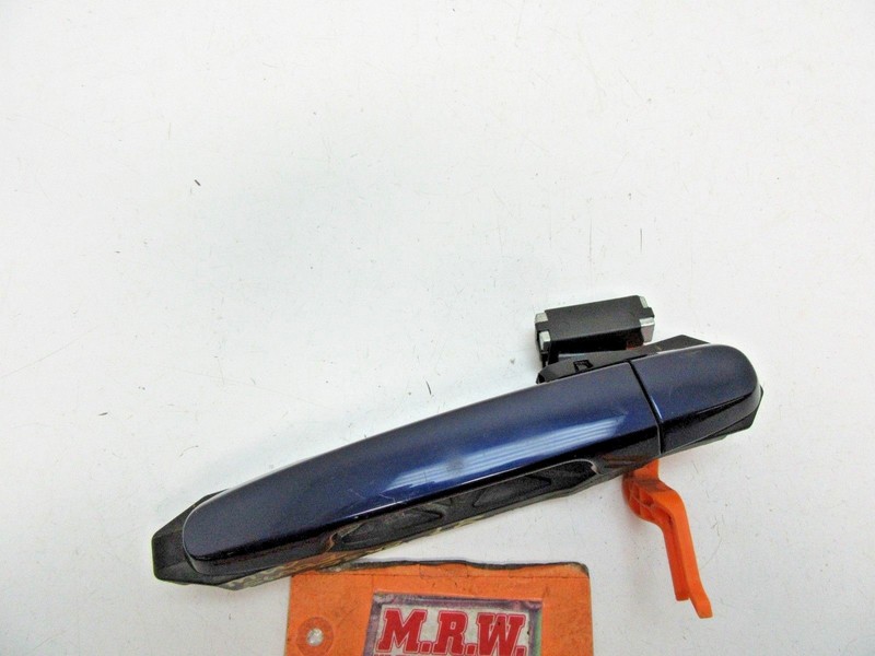 BACK LEFT REAR OUTER DOOR HANDLE DRIVER SIDE PANEL L LH LR BLUE FRAME BRACKET