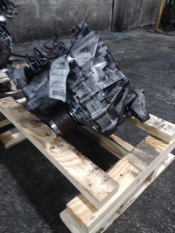 2008 MAZDA 3 Manual Transmission Assembly FWD 114K OEM A6201701XC