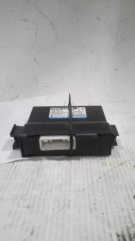 2017 MAZDA CX-5 Body Control Module TK52675X0A OEM Used 75K Miles Silver