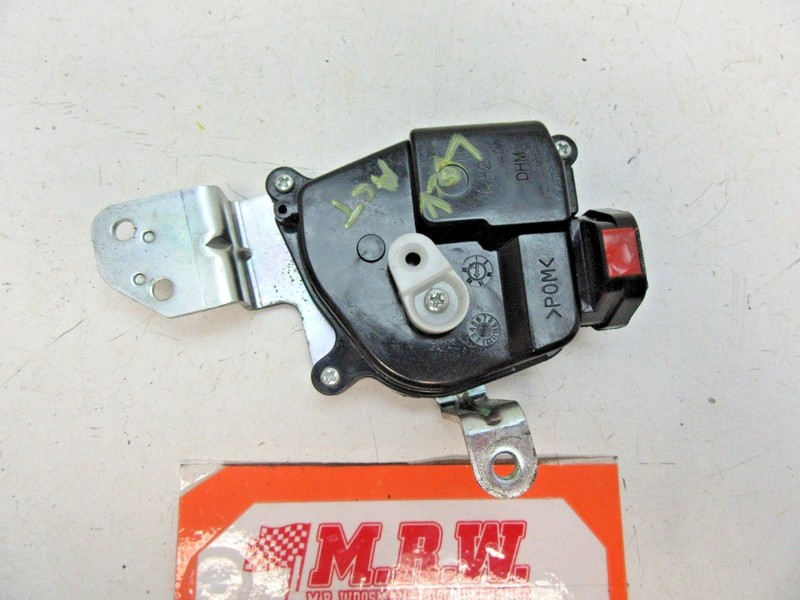 FITS RIGHT FRONT DOOR LOCK ACTUATOR MOTOR OFF DOOR LATCH LOCK PASSENGER SIDE RF