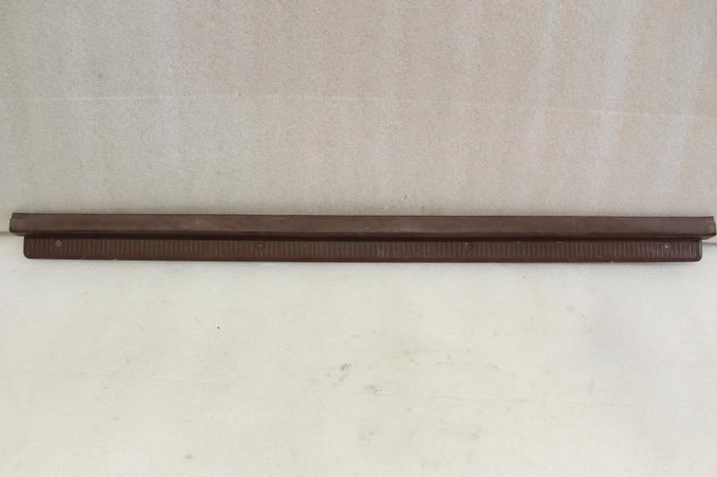 1982 1983 1984 1985 1986 TOYOTA SUPRA LEFT DRIVER DOOR SILL TRIM TERRA COTTA