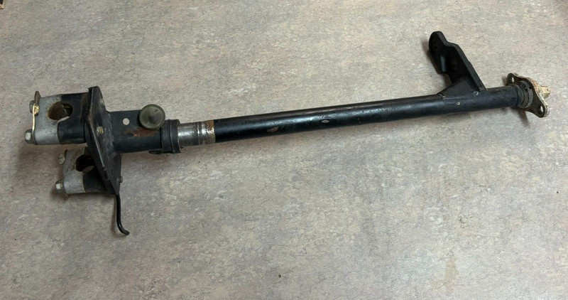 1988 Kawasaki Bayou KLF300 KLF 300 ATV Steering Stem Shaft Column Post A3