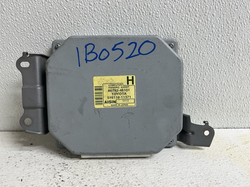 2006-2007 Lexus RX400H Parking Assist Control Module Computer 86792-48101 Oem