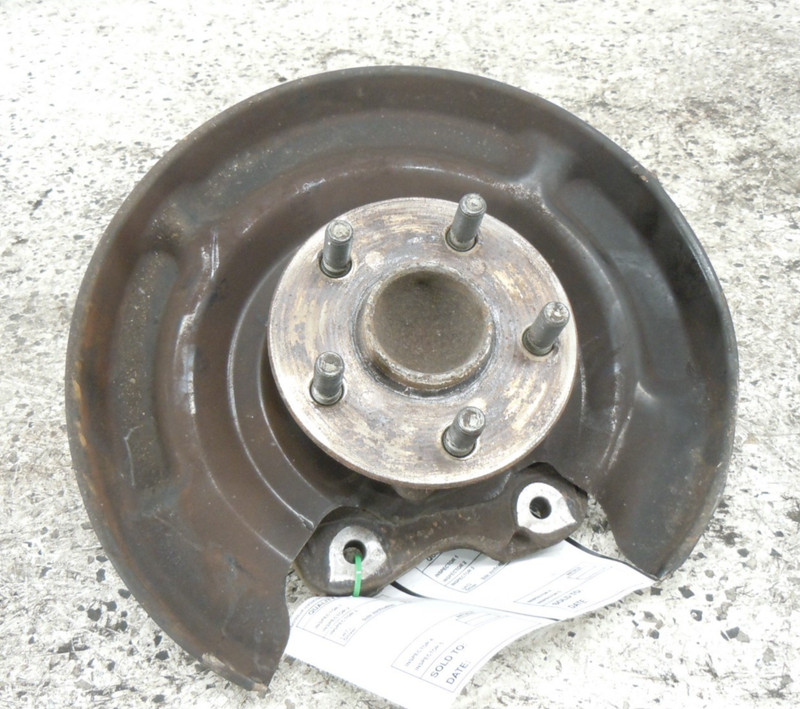 2015 15 Toyota Corolla Rear Spindle Hub Passenger Right OEM
