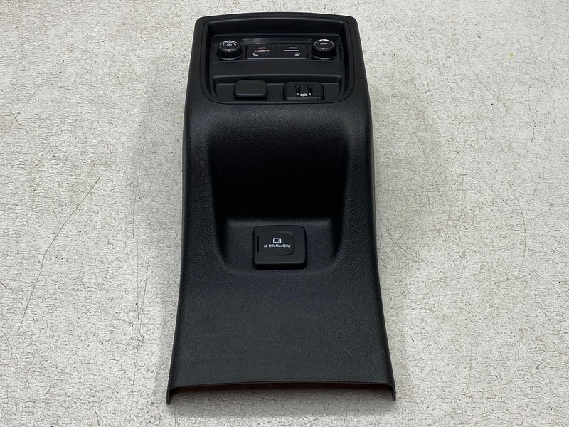 2016-2018 BUICK ENVISION REAR CENTER CONSOLE AC CLIMATE CONTROL PANEL OEM LOT779