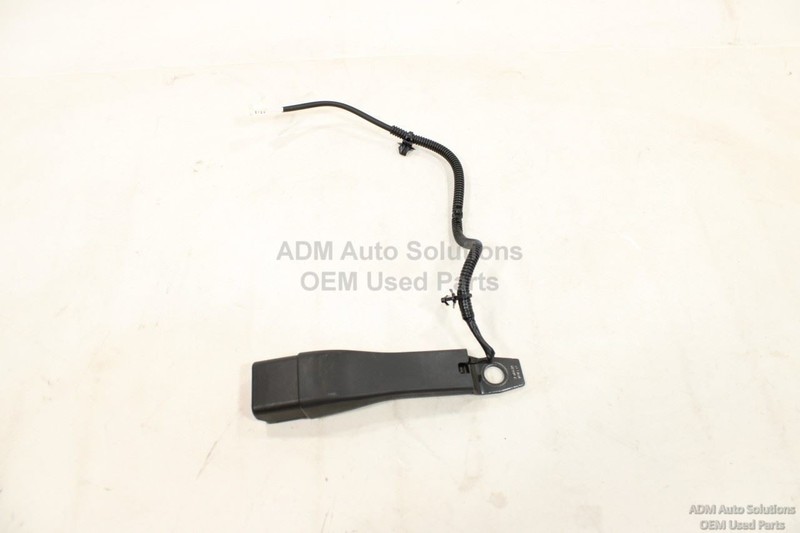 2017-2022 INFINITI Q60 3.0T LUXE FRONT LEFT DRIVER SIDE SEAT BUCKLE ADAPTER OEM