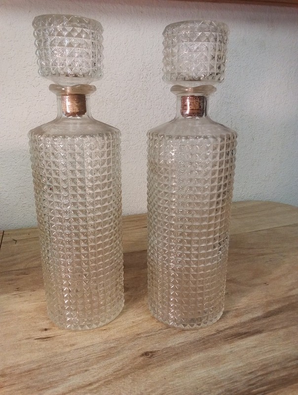 Lot Of 2 Diamond Point Glass Decanter W/Cork Style Stopper