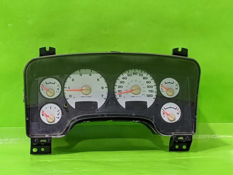 04 05 RAM 1500 SPEEDOMETER CLUSTER OEM 4450-1