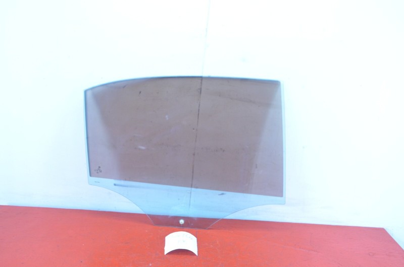 11-18 VOLKSWAGEN JETTA REAR RIGHT PASSENGER SIDE WINDOW GLASS OEM