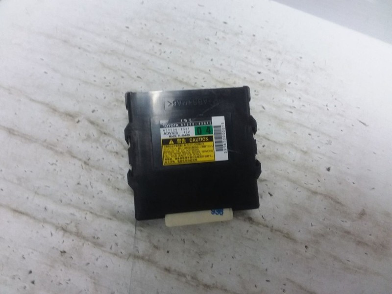 Transfer Case Control Module Right Hand Dash Fits 09-12 RAV4 89630-42040