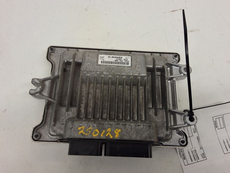 Engine ECM Electronic Control Module US Market FWD 1.5L Fits 17-18 CR-V 3415936
