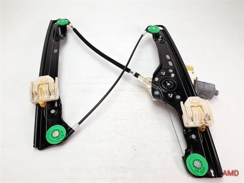 2011 BMW 335i 335xi 328xi 328i E90 Sedan Front Right Window Regulator