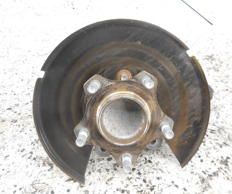 2020-2024 Nissan Sentra Rear Spindle Knuckle Hub Passenger Right RH OEM