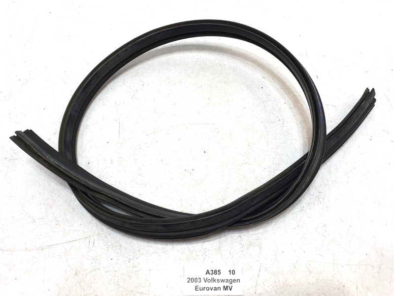✅ 99-03 OEM Volkswagen Eurovan MV Front Hood Bonnet Weatherstrip Seal