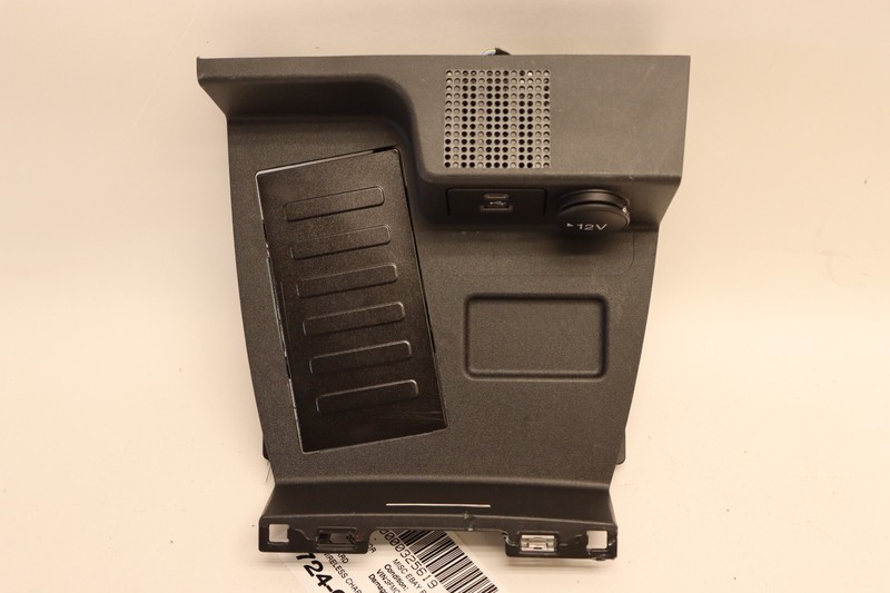 2021-2023 FORD BRONCO SPORT CONSOLE PHONE WIRELESS CHARGER MODULE W/ TRIM OEM