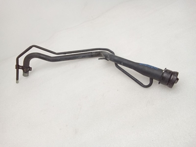 4 RUNNER2000 Fuel Filler Neck 75041