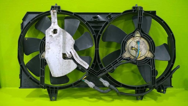 99 00 01 02 INFINITI G20 T 2.0L AT RADIATOR COOLING FAN OEM 2666-112