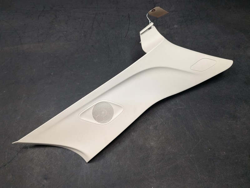 Rear Right C-Pillar Upper Trim Panel 2022 Buick Envision 84974645 2021 2023
