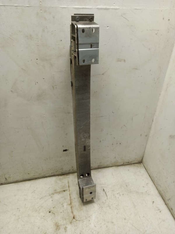 10 11 12 13 14 15 LEXUS IS350 REAR BUMPER REINFORCEMENT