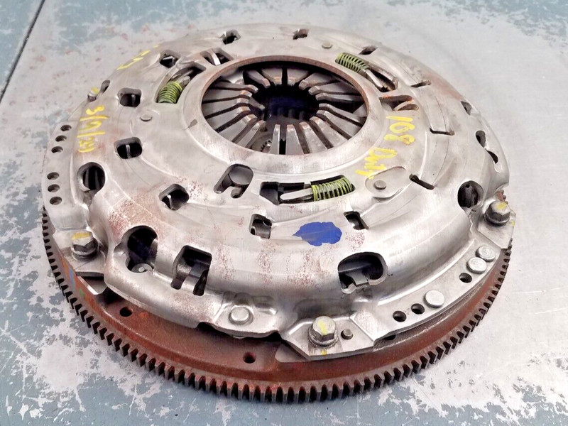 2002 Chevy Corvette C5 OEM Clutch / Flywheel Assembly #8313 V3