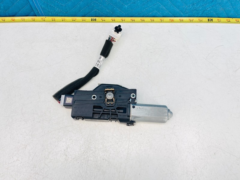 2018-2023 HYUNDAI KONA SUNROOF MOTOR W/WIRE CABLEOEM81631-J9000G