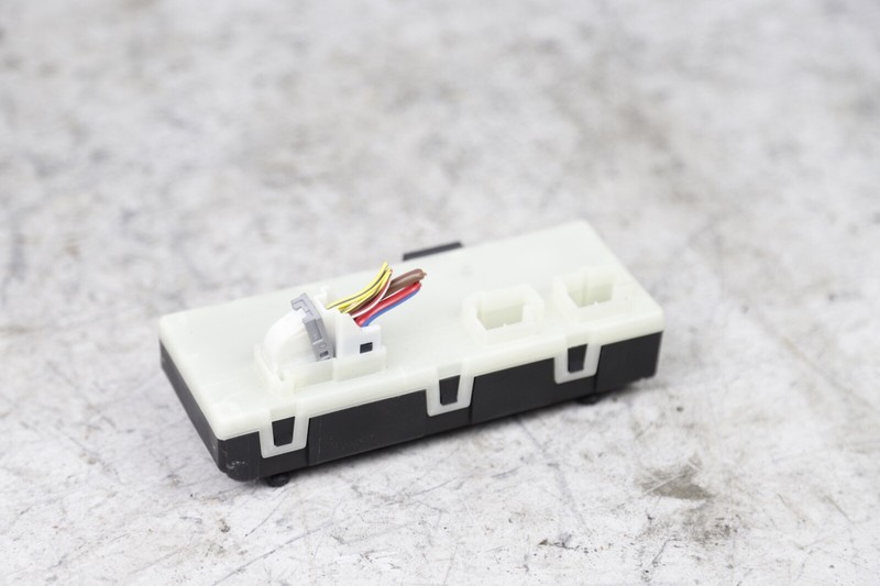 BMW G20 G30 G11 G12 G01 G02 CONTROL UNIT REAR FLAP TRUNK TAILGATE MODULE OEM