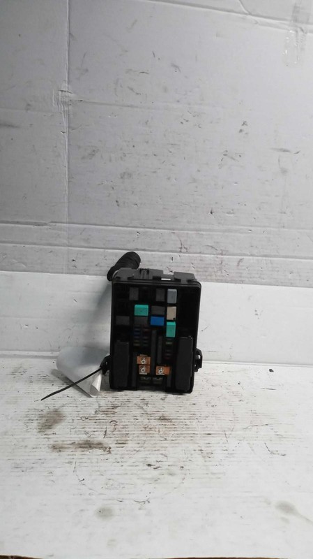 2017 Honda CR-V Fuse Box OEM Black 32200TLAA30 84000 Miles Used