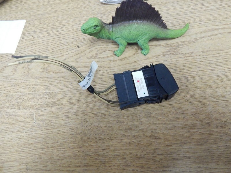 Peterbilt P27-1170-002 Delphi P449:ATC Switch "13" *FREE SHIPPING*
