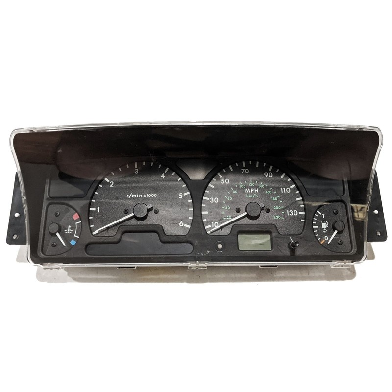 OEM Speedometer Instrument Cluster Land Rover Discovery 4.0L 1999-2002 YAC001570