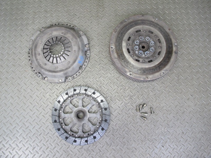 02-04 PORSCHE 911 996 M/T G96.01 SACHS CLUTCH DISC FLYWHEEL PRESSURE PLATESET