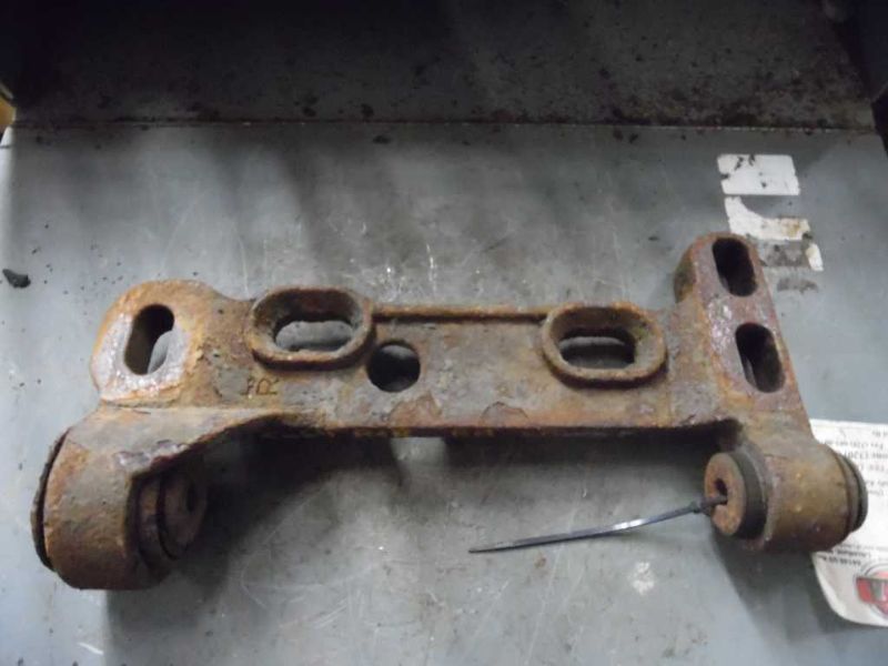 02 03 04 05 06 07 08 09 TRAILBLAZER R. LOWER CONTROL ARM FR MOUNTING BRACKET