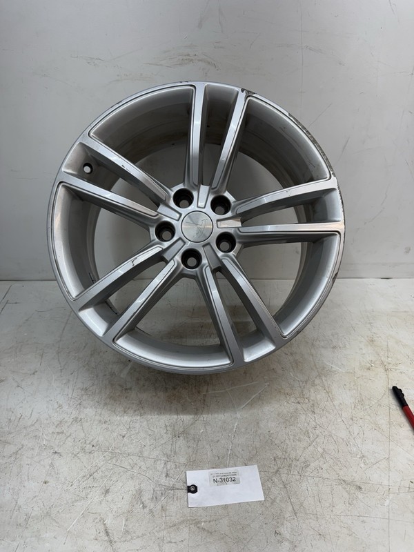 2012-2015 Tesla Model S 19" Rim Wheel OEM Scuffed 6007214-00-D N-31032