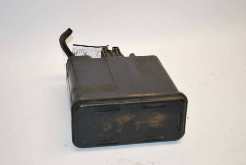 2015-2016 GMC YUKON XL 1500 6.2L FUEL EVAPORATOR VAPOR CHARCOAL CANISTER OEM