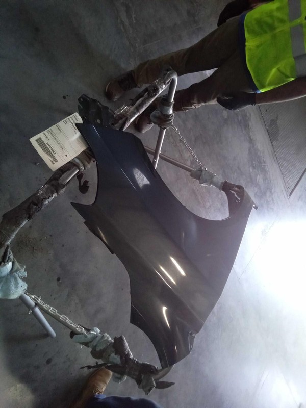 2015 Nissan Versa Front Right Fender Blue 298491 Used 113K Miles OEM