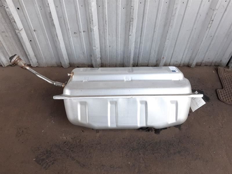 Fuel Tank 172 Type SLK300 Fits 12-16 MERCEDES SLK 1724700101 OEM