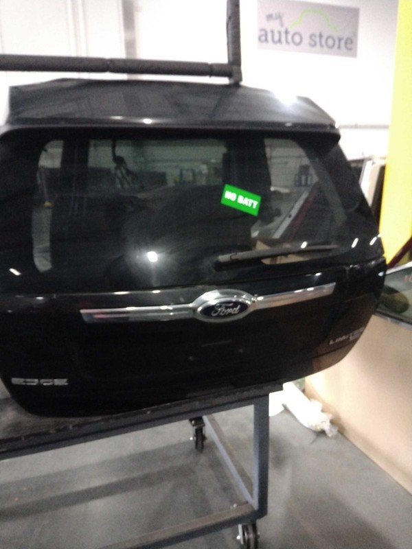 Used Deck Lid fits: 2014 Ford Edge privacy tint glass power lift painted spoiler