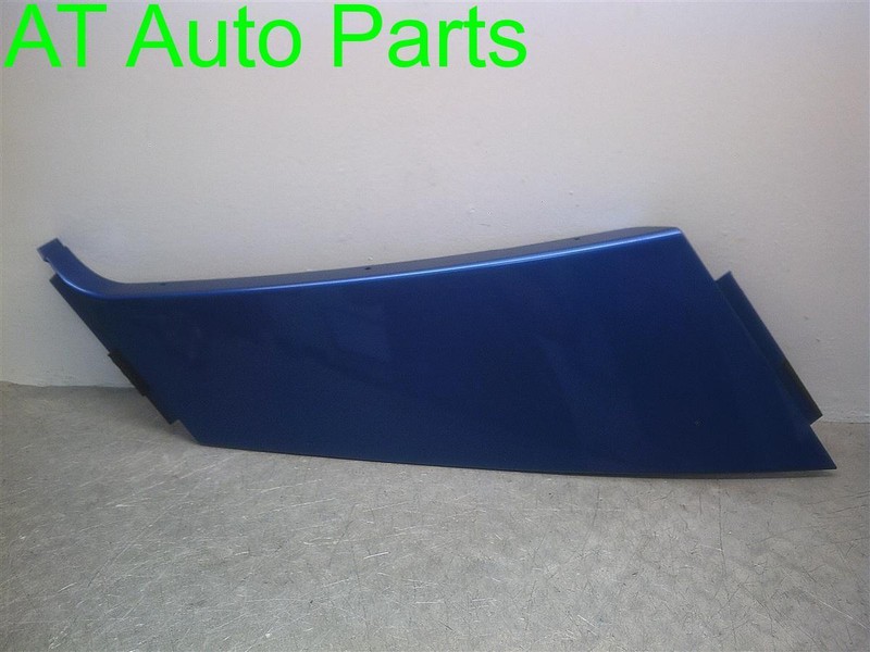 2003 SATURN VUE PASSENGER REAR UPPER QUARTER MOULDING BLUE OEM 22697638