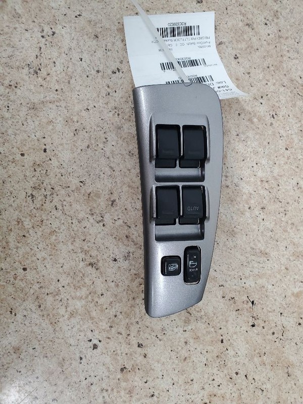 Driver Front Door Switch Driver's Lock And Window Fits 05-08 VIBE 309020