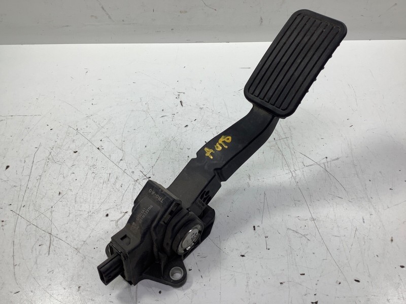 12-15 Honda Civic A/T Accelerator Gas Pedal Assembly 17800-TR0-A01 OEM