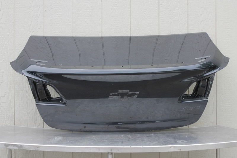 2014-2017 Chevrolet SS Rear Deck Lid Trunk Lid Oem