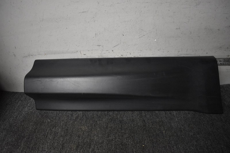 2014-2019 RANGE ROVER SPORT L494 REAR RIGHT SIDE DOOR MOLDING FACTORY OEM