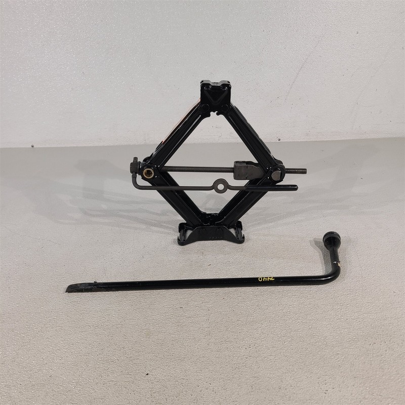 94-04 Ford Mustang Spare Tire Jack Scissor Lift Aa7440