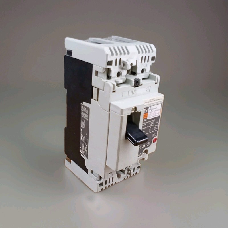 Fuji Electric BW50RA GU-2P020 20Amp Circuit Breaker