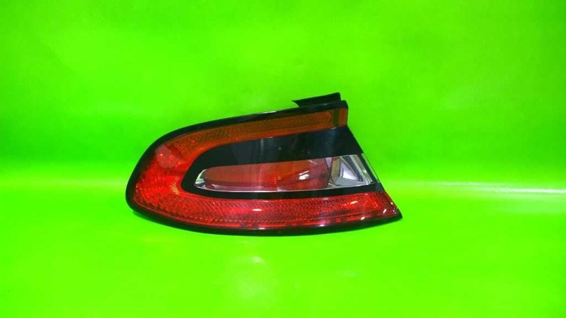 13 14 15 16 DART DRIVER LEFT TAILLIGHT LAMP OEM 4057-27