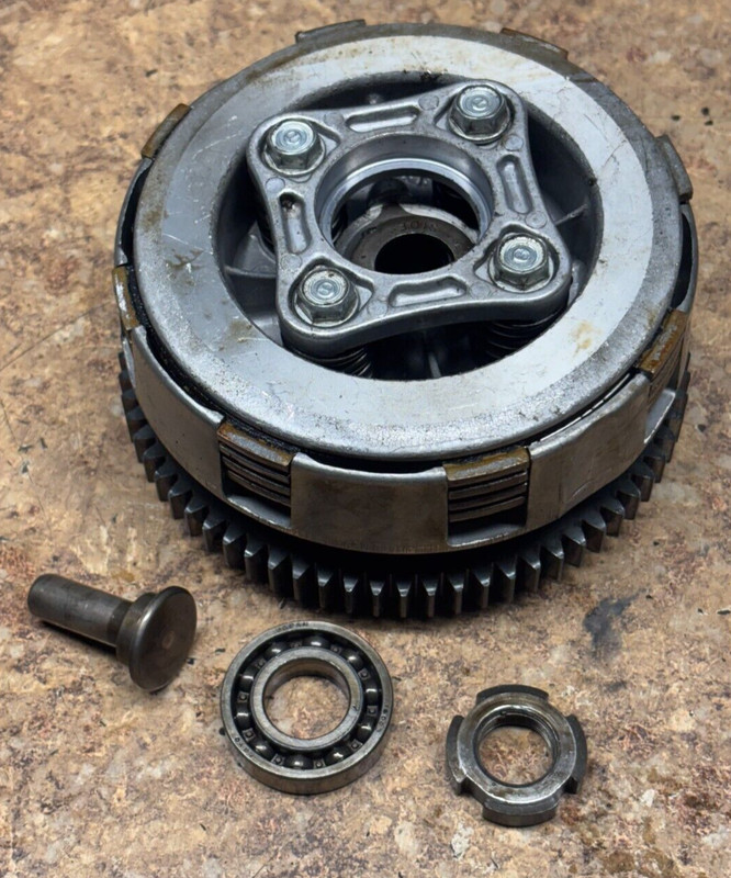 1981 Honda ATC 200 3 wheeler 3Wheeler Engine Motor Clutch Plates Housing 81 C2