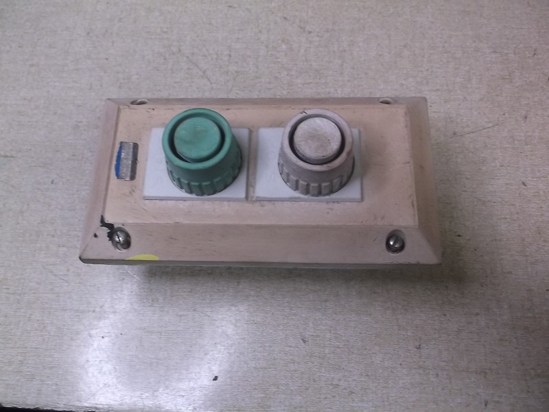 Crouse Hinds 0201829-1 Industrial Switch, Two Hole 020 829-3 *FREE SHIPPING*