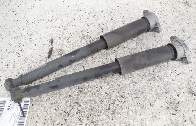 2017 17 Mercedes-Benz E300 Rear Shock Absorber Pair Left Right LH RH OEM