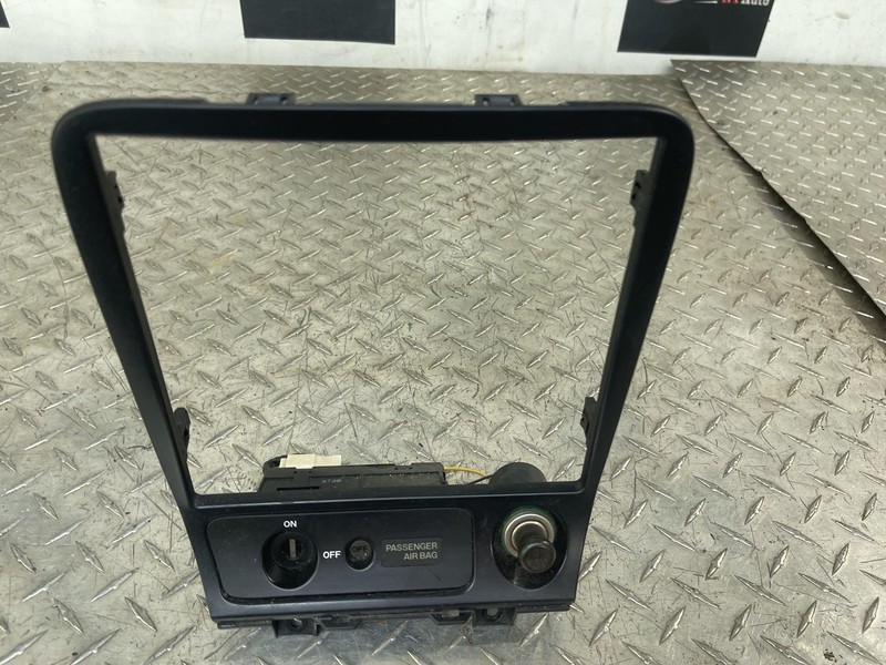1999- 2005 Mazda MX5 Miata Radio Stereo Trim Bezel OEM .