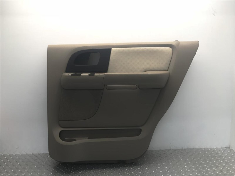 2006 FORD EXPEDITION PASSENGER REAR DOOR PANEL OEM